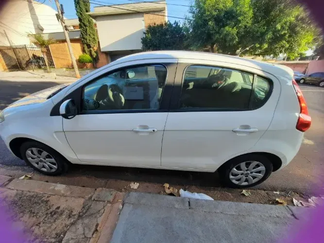 Fiat Palio Attra./italia 1.4 EVO F.flex 8V 5P 2014