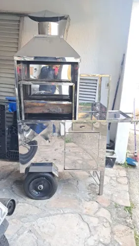 Carrinho de churrasco