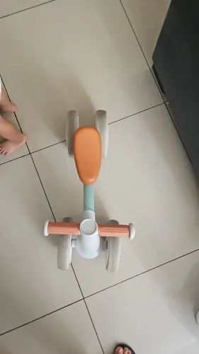Bicicleta de equilíbrio