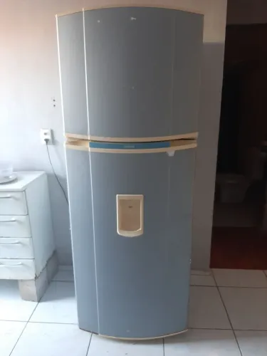 Geladeira consul ótima 