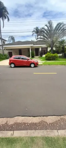Raridade! Linda casa térrea no Villa Verde com 4 dormitórios , 2 suítes, salas , lazer es