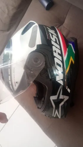 Capacete norisk 750 reais