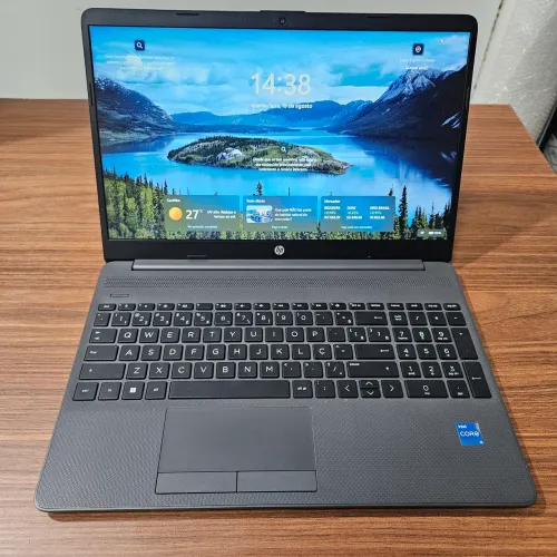 HP 256 G9 Intel i5-1235U 8GB 256GB Tela 15,6 HD Win 11 Pro