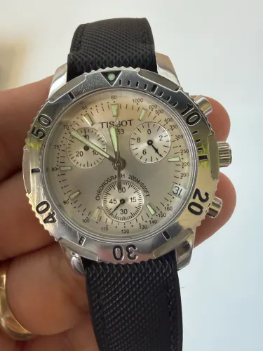 Relógio Tissot PRS 200 Chronograph