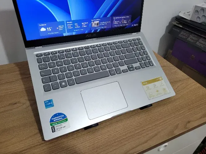 Notebook Intel Core i3 décima primeira geração 4GB de RAM com SSD 256gb NVME Windows 11