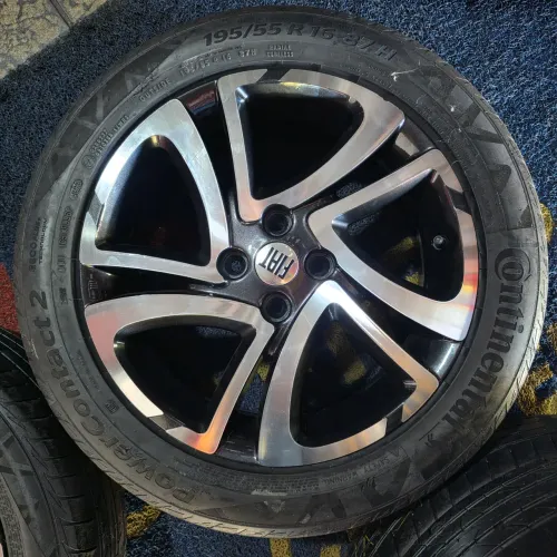 RODAS FIAT PUNTO SPORTING ARO 16 4X98 ORIGINAIS E PNEUS 195/55