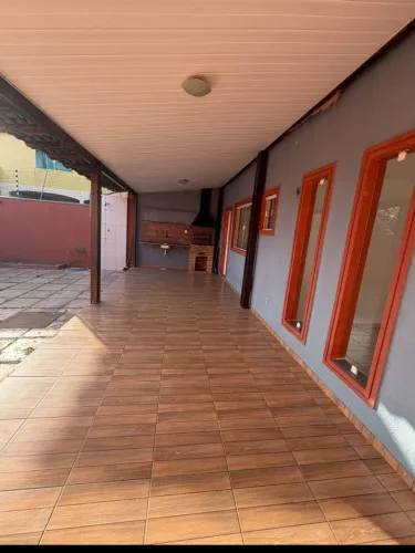 ALUGO BELÍSSIMA CASA 3 QUARTOS + ESCRITÓRIO NO VINHAIS