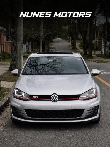 Volkswagen Golf GTI 2.0 TSI 220cv Aut. 2017