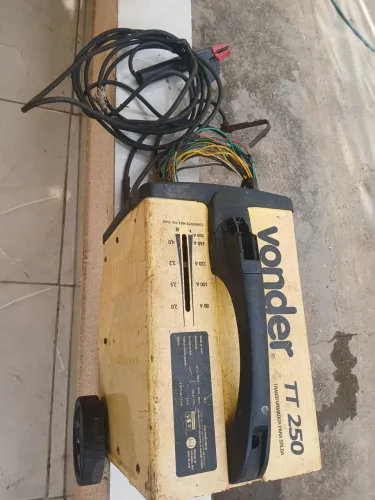 Maquina de solda elétrica