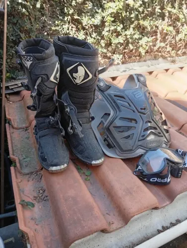 EQUIPAMENTOS PARA MOTO CROSS COM NOTA FISCAL