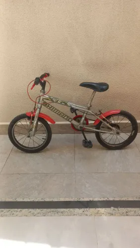 Bicicleta infantil