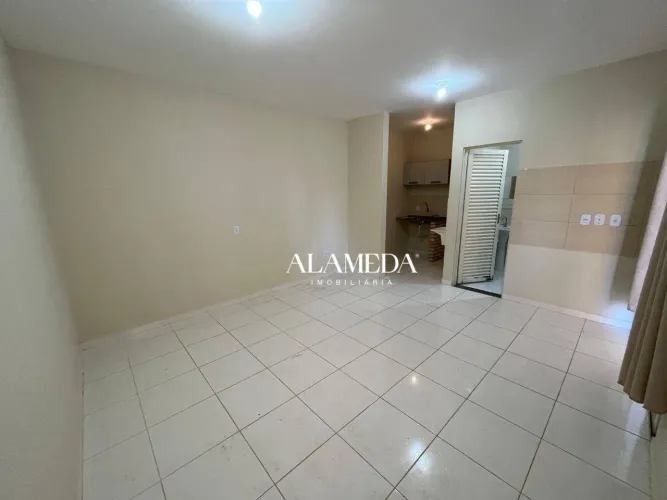 Apartamento / Kitnet com 1 dormitório para alugar, 25 m² por R$ 950/mês - Parque Residenci