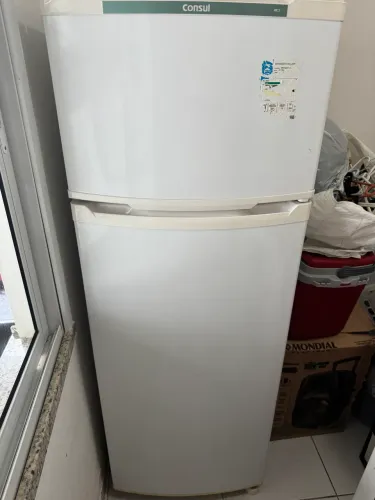 Geladeira Consul 334L