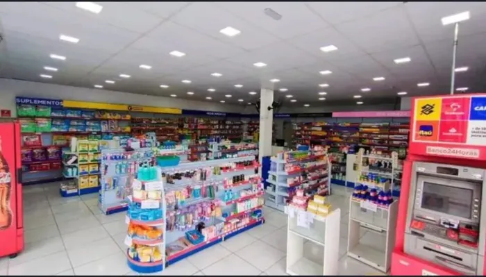 BAIXOU Instalações p/ farmácia ou comércio em geral. Sem ponto. Aceita proposta e troca