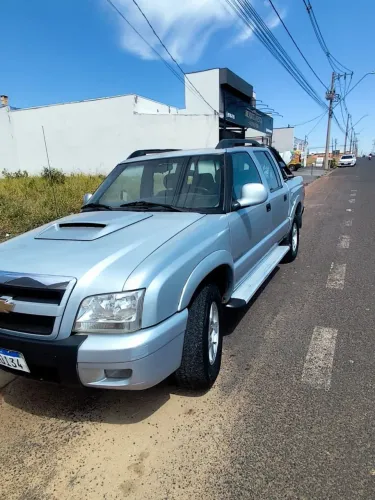 Chevrolet S10 P-up Tornado 2.8 TDI 4x2/4x4 CD Dies 2009