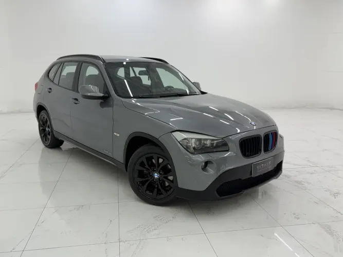 BMW X1 2012