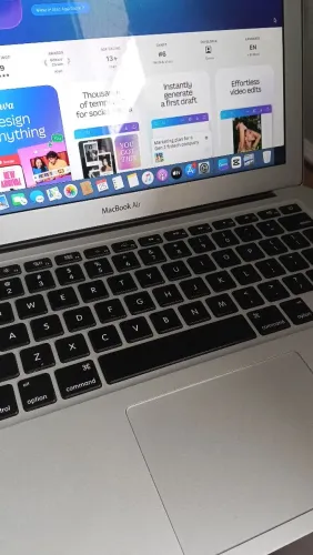 Macbook Air i5