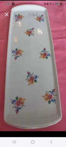 Bandeja em porcelana para rocambole, floral 