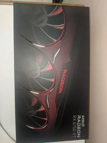 Placa de vídeo AMD RX 6750 XT 12GB