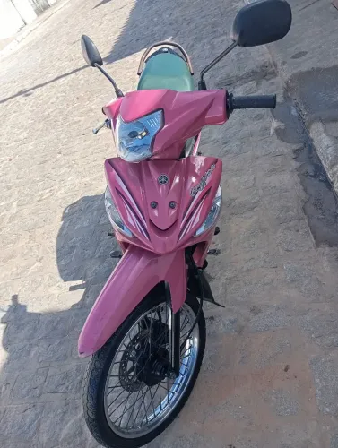 Crypton Yamaha nunca emplacou semi nova farol de LED e partida elétrica 