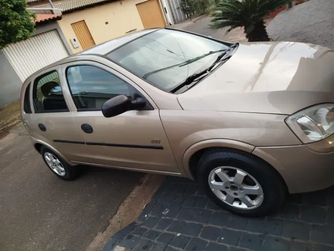 Chevrolet Corsa Hat. JOY 1.0/ 1.0 Flexpower 8V 5P 2006