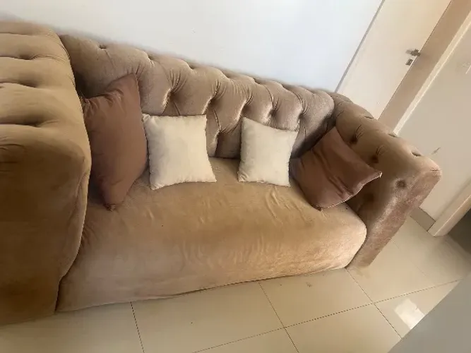 Sofá de veludo