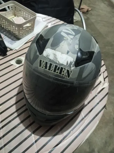 Capacete da valen para vender rápido
