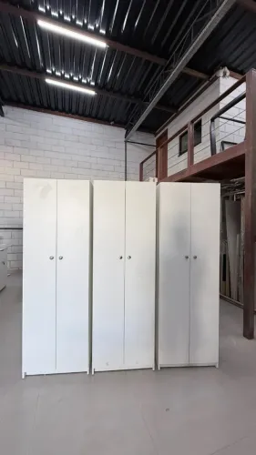 Armario multiuso MDF Sob encomenda 185x60x30 8 espaços