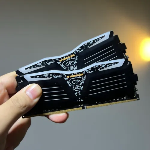Memória RAM GeIL Super Luce RGB TUF Gaming Alliance - 16GB (2x8GB) 3000MHz