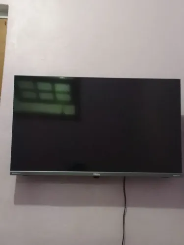 Vendo televisor 43 polegadas smart tv sistema roku 