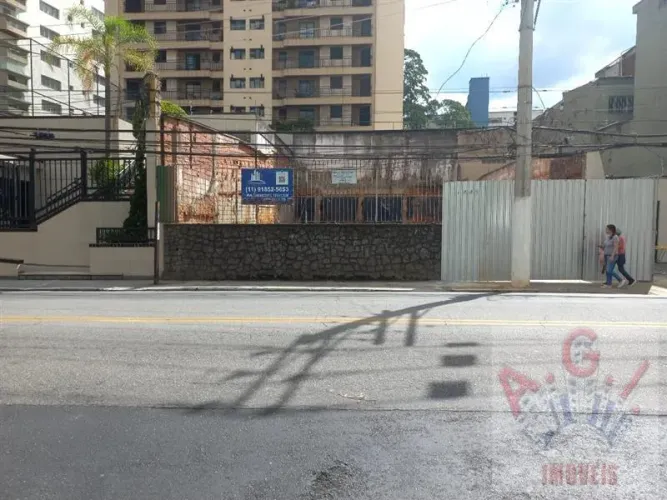 LOCAÇÃO - Terreno 15x30 na Avenida Tucuruvi