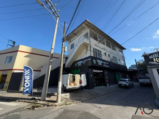Kitnet para aluguel possui 35 m² em Campinas - São José - SC