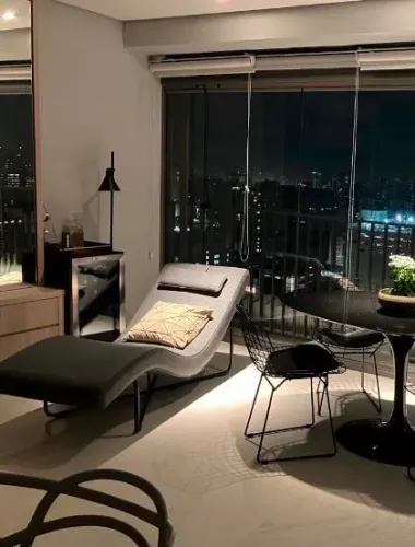 Vendo Chaise pouco uso 