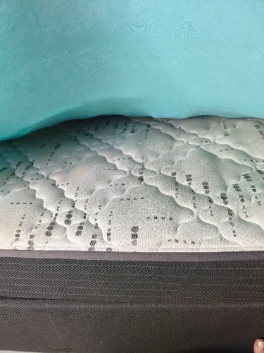 Cama de casal SEMI NOVA OPORTUNIDADE!
