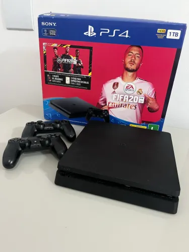 PlayStation 4 Slim 1 TB