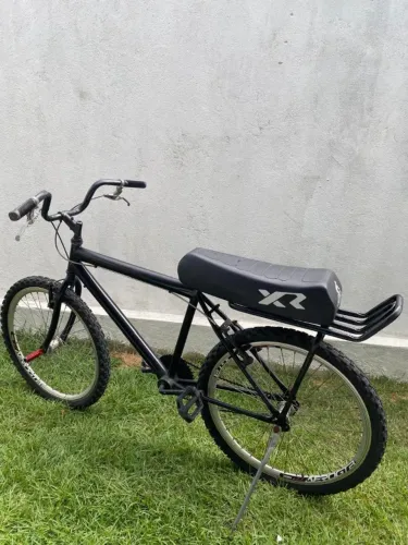 Bicicleta montadinha