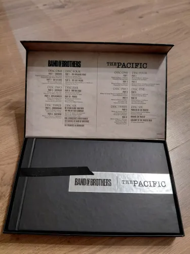 Box Blu-ray Band of Brothers + The Pacific | Coleção HBO Original | Completo