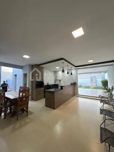 Casa toda reformada à venda | Cpa3,Setor1