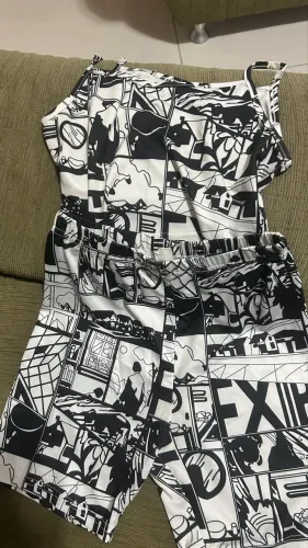 Conjunto Short e blusa SHEIN - 12 anos