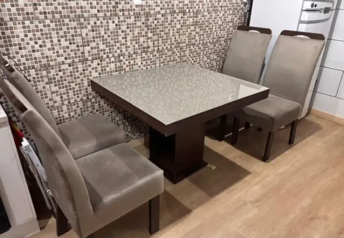 Mesa 4 lugar
