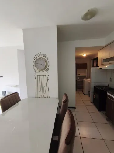 Alugo excelente apartamento MOBILIADO no Condomínio Grand Park Pássaros - Calhau/ Cohama
