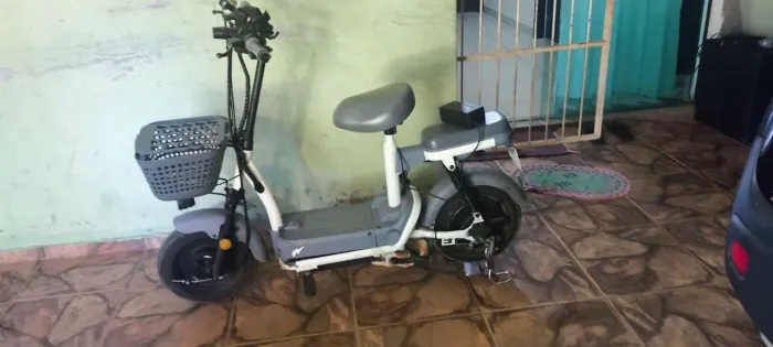 Kit: Xbox série S + Gios DJ 2024 + bicicleta eletrica