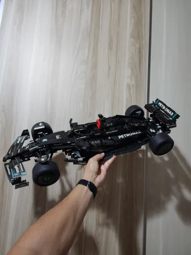 Lego F1 Mercedes AMG - 1642 peças