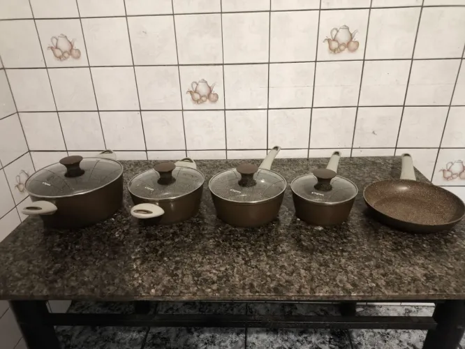 Kit panelas com revestimento de cerâmica 