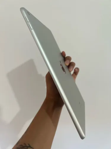 Vendo IPAD 9 64gb Prata