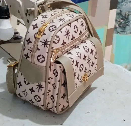 Fábrica e consertos de bolsas e acessórios