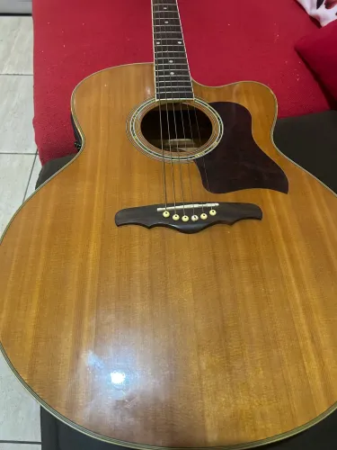 Vendo esse violão Hofman