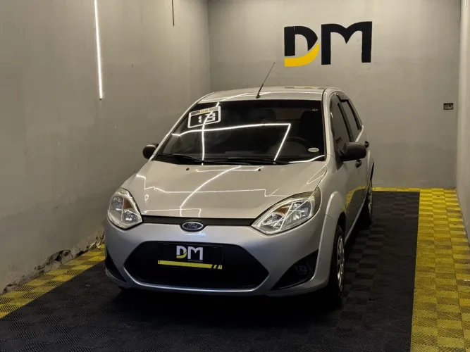 Ford Fiesta 1.0 Rocam SE Plus Hatch 8V Flex 4P Manual 2013