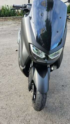Yamaha Nmax 160 connected com baixa km revisão feita no braga motos .