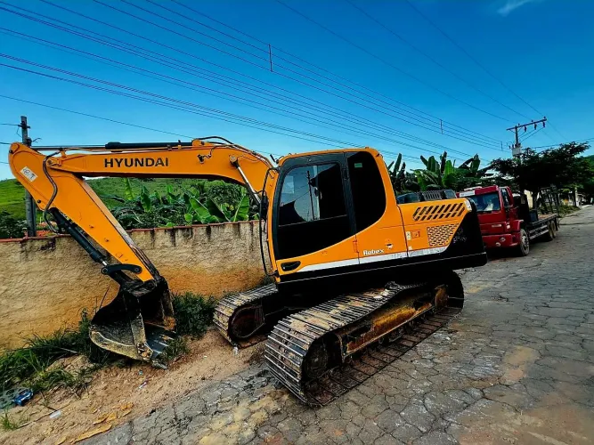 Escavadeira Hyundai R140 LC9 2019 (Unico Dono)